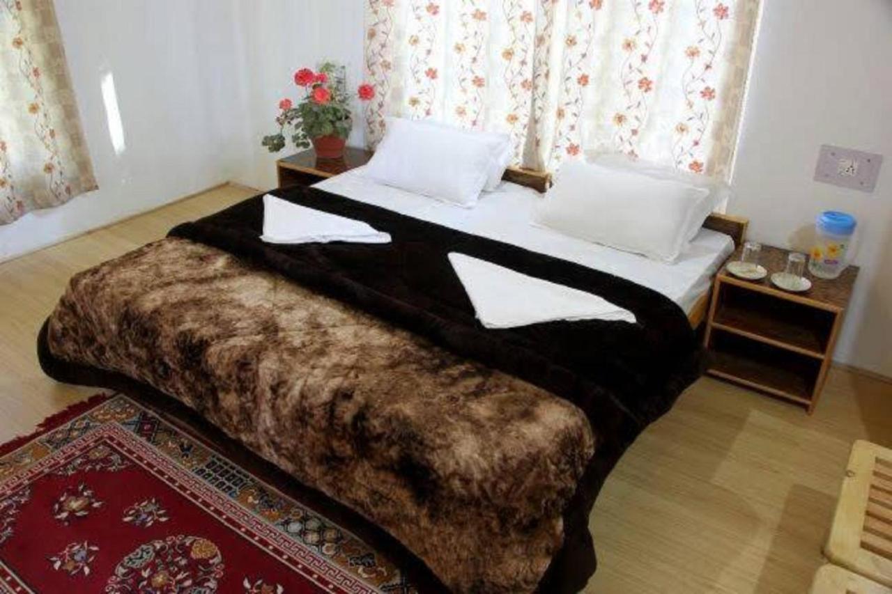 Odbar Guest House Best Guest House At Leh Ladakh Екстер'єр фото