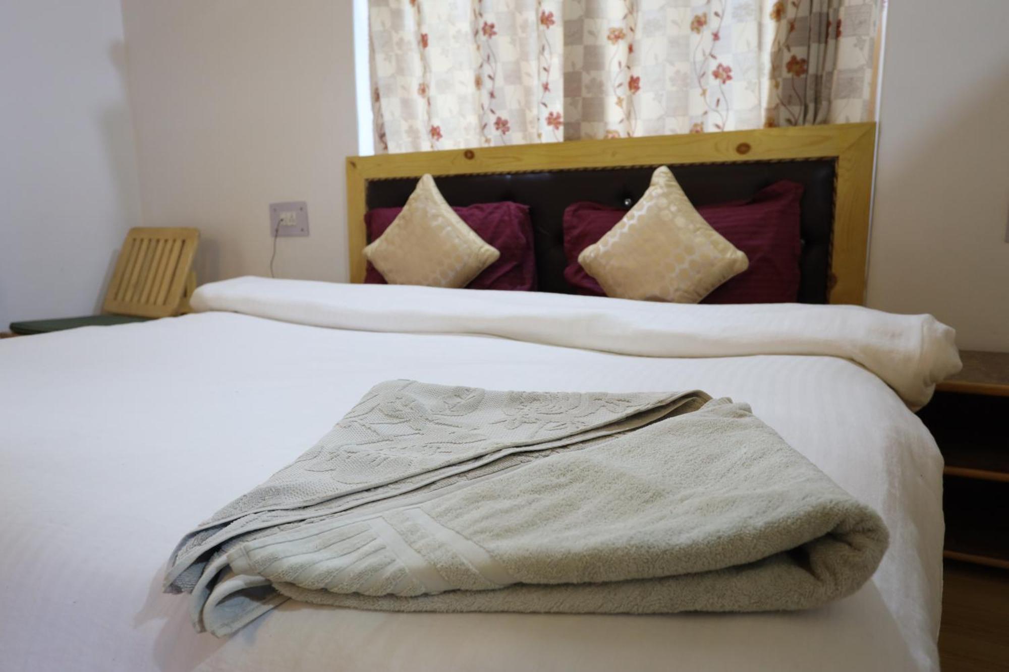 Odbar Guest House Best Guest House At Leh Ladakh Екстер'єр фото