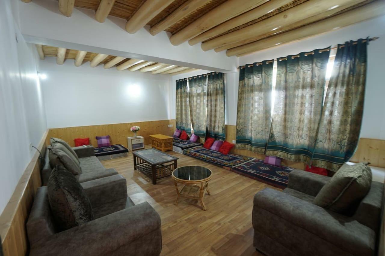 Odbar Guest House Best Guest House At Leh Ladakh Екстер'єр фото