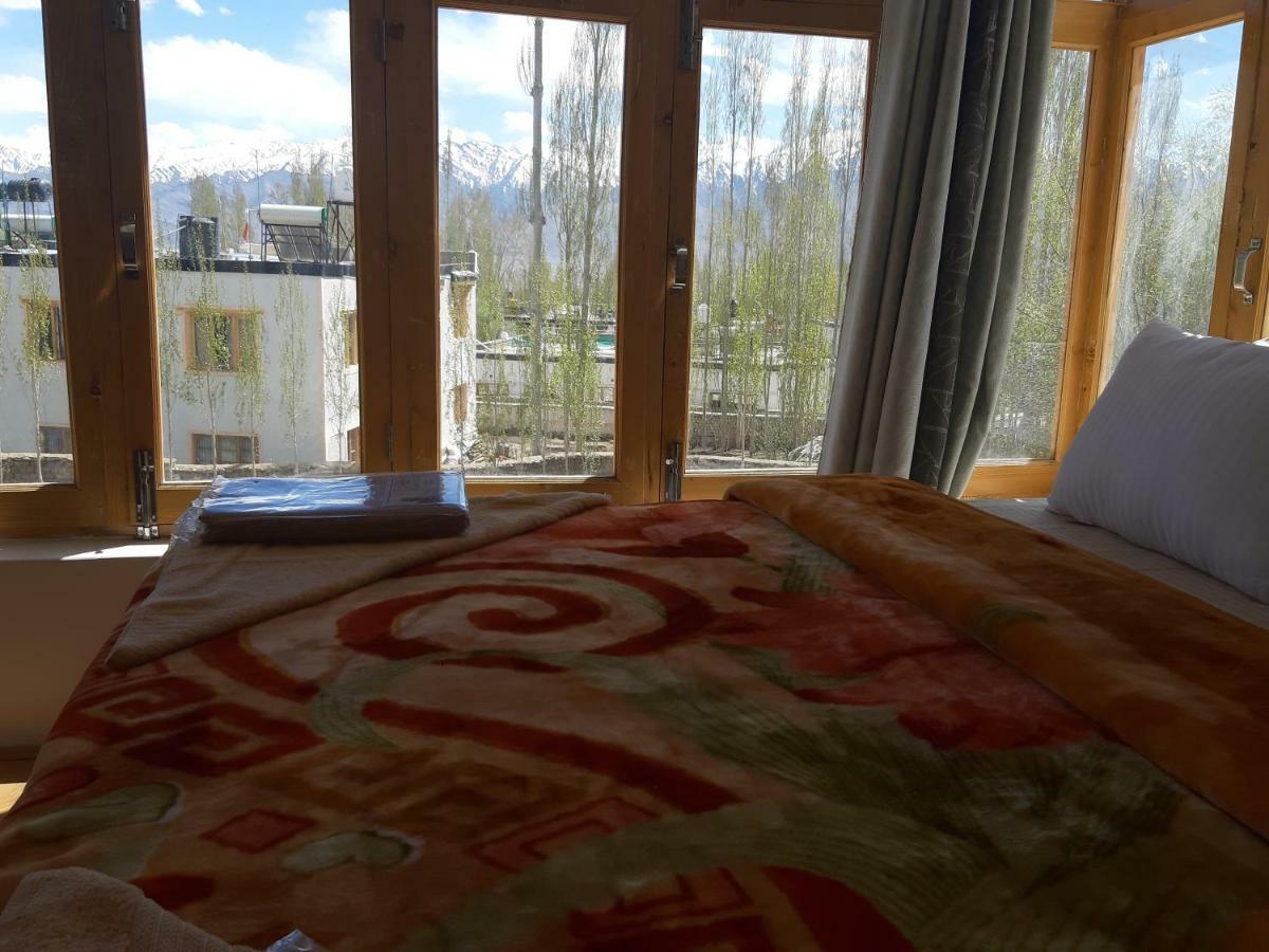Odbar Guest House Best Guest House At Leh Ladakh Екстер'єр фото
